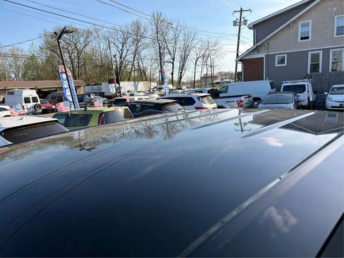 Used 2015 GMC Sierra 1500 SLE w/ SLE Value Package image 11