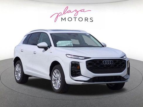 New 2026 Audi Q3 quattro 2.0T AWD/4WD image 3