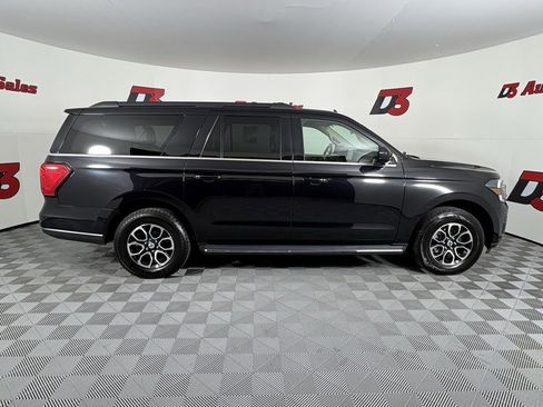 Used 2023 Ford Expedition Max XLT image 7