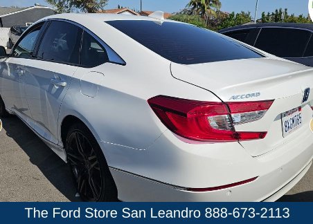 Used 2021 Honda Accord Touring image 3