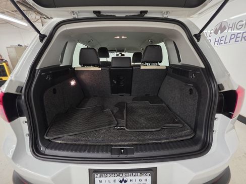 Used 2017 Volkswagen Tiguan S image 14