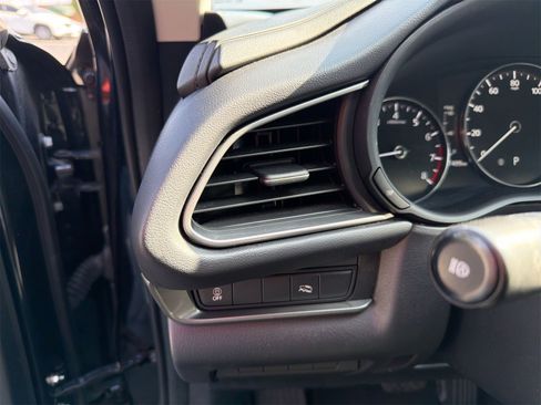 Used 2023 MAZDA CX-30 AWD 2.5 S w/ Select Package image 17