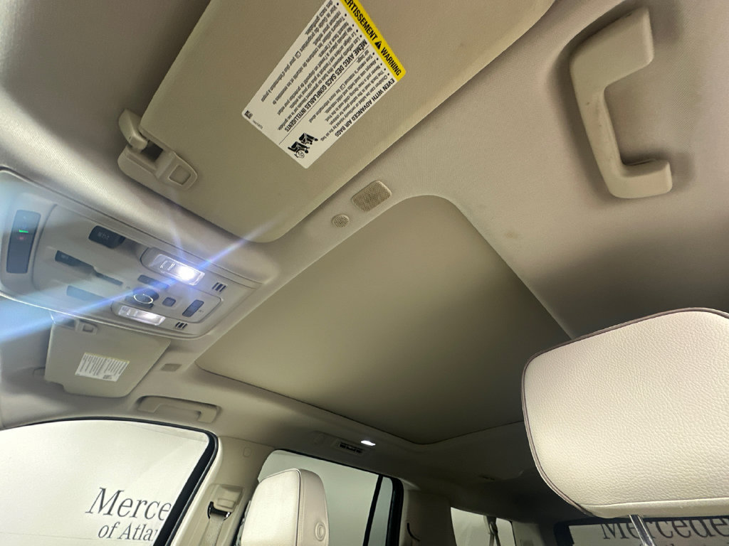 Used 2021 GMC Yukon XL Denali AWD/4WD image 8