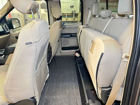 Used 2016 Ford F150 XLT w/ Equipment Group 302A Luxury AWD/4WD image 12