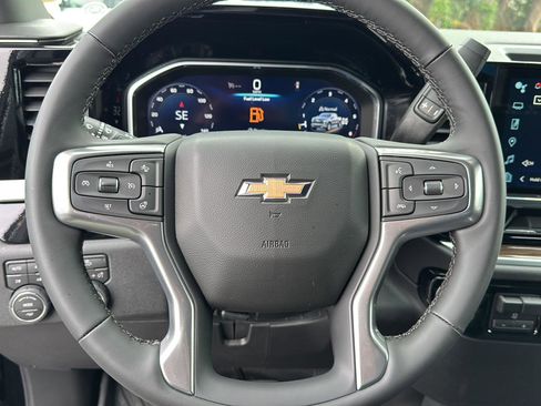 New 2026 Chevrolet Silverado 1500 LT image 17
