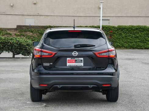 Used 2020 Nissan Rogue Sport S FWD image 8