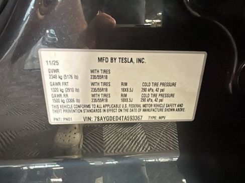 Used 2026 Tesla Model Y 2WD image 12