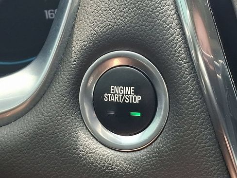 Certified 2021 Chevrolet Traverse RS AWD/4WD image 25