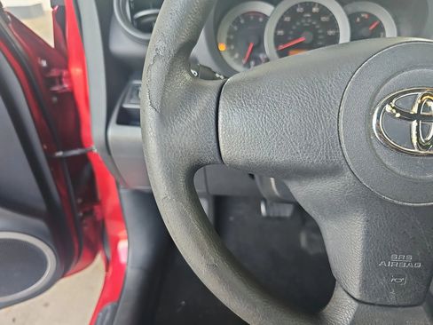 Used 2006 Toyota RAV4 Sport image 26