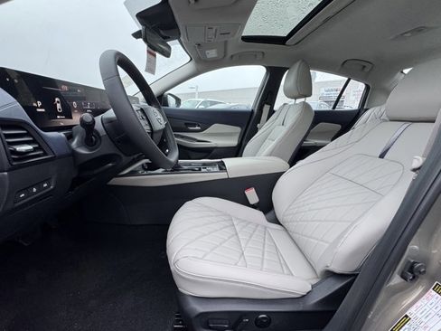 New 2026 Nissan Sentra SL w/ Floor Mat Package image 42