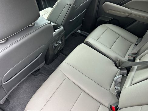 New 2026 Chevrolet Colorado ZR2 w/ Technology Package image 10