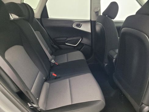 Used 2025 Kia Soul LX w/ LX Technology Package image 19