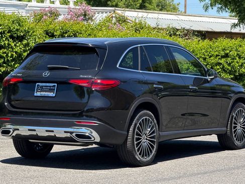 New 2026 Mercedes-Benz GLC 300 4MATIC image 3