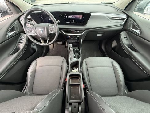 Used 2024 Buick Encore GX Preferred FWD image 24