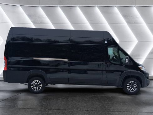 Used 2024 RAM ProMaster 3500 w/ Quick Order Package 22G SLT image 7