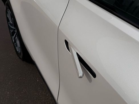 Used 2024 Cadillac Lyriq Sport image 14