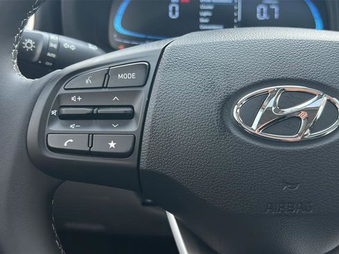 New 2026 Hyundai Venue SEL FWD image 13