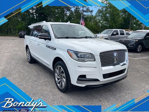 Used 2024 Lincoln Navigator L Reserve image 1