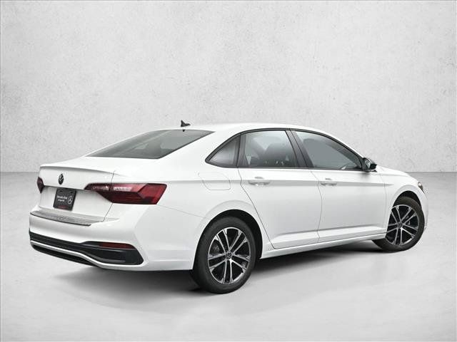 Used 2024 Volkswagen Jetta Sport FWD image 2