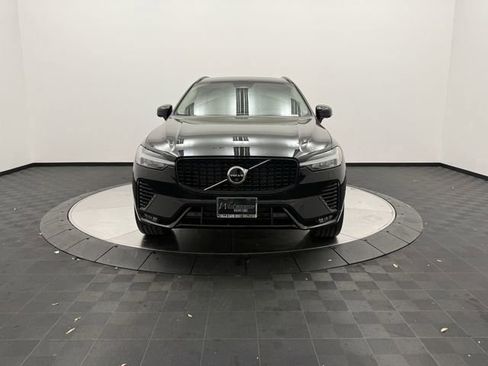 Certified 2024 Volvo XC60 B5 Ultimate w/ Protection Package Premier image 2