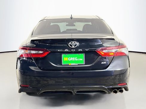Used 2021 Toyota Camry SE FWD image 8
