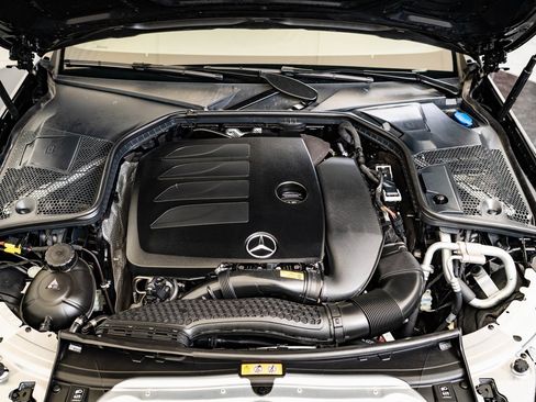 Used 2023 Mercedes-Benz C 300 4MATIC Cabriolet image 37