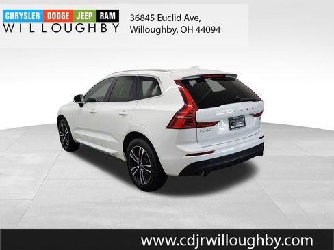 Used 2020 Volvo XC60 T6 Momentum AWD/4WD image 6