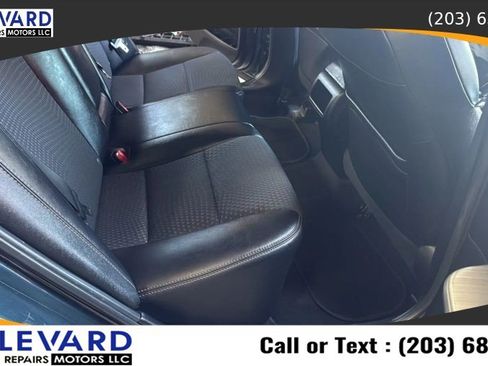 Used 2012 Toyota Camry SE FWD image 26