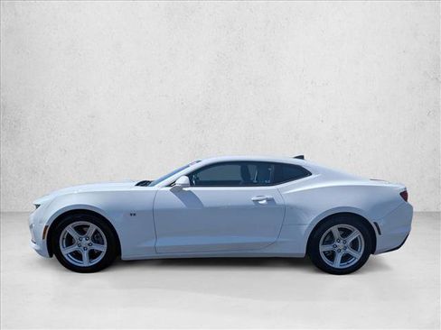 Certified 2023 Chevrolet Camaro LT RWD image 9