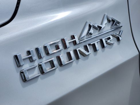 Used 2021 Chevrolet Tahoe High Country AWD/4WD image 31