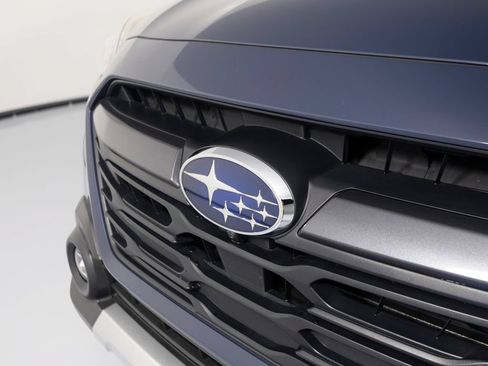 Used 2025 Subaru Outback Touring XT AWD/4WD image 33