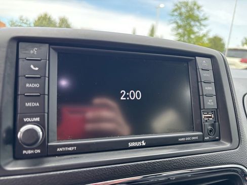 Used 2019 Dodge Grand Caravan GT FWD image 18