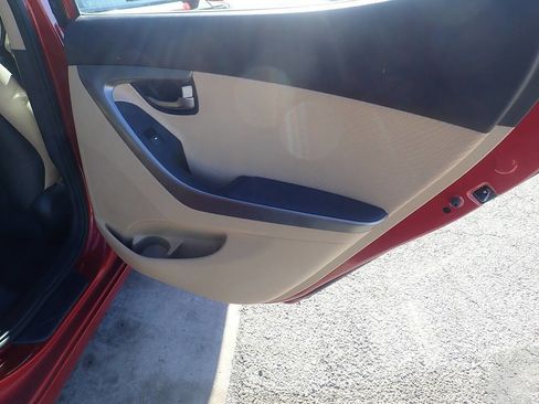 Used 2012 Hyundai Elantra GLS w/ Preferred Pkg 3 image 26