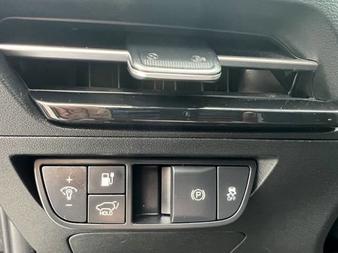 Used 2023 Kia EV6 Wind RWD image 11