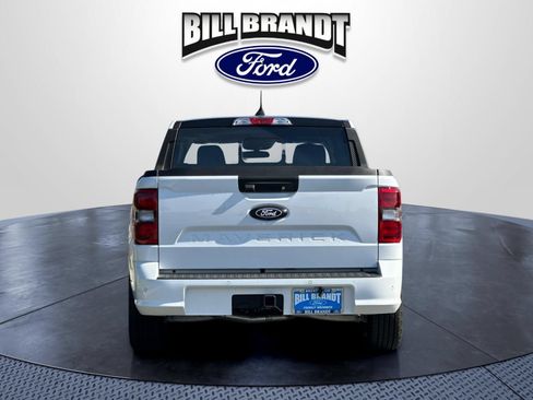 Used 2025 Ford Maverick Lobo AWD/4WD image 4