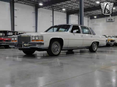 Used 1988 Cadillac Brougham image 12