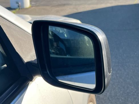 Used 2010 Nissan Rogue S image 13