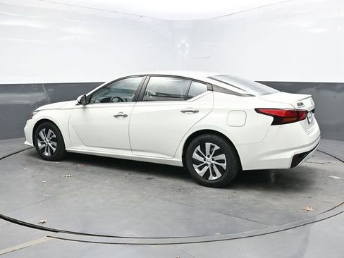 Used 2021 Nissan Altima 2.5 S image 4