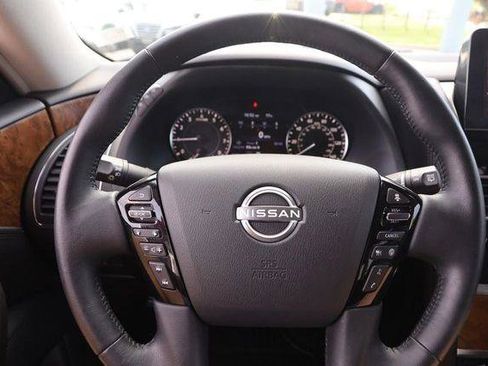 Used 2024 Nissan Armada SL w/ Captain's Chairs Package AWD/4WD image 13