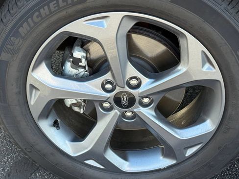 Used 2024 Ford Escape ST-Line w/ Tech Pack #1 AWD/4WD image 11