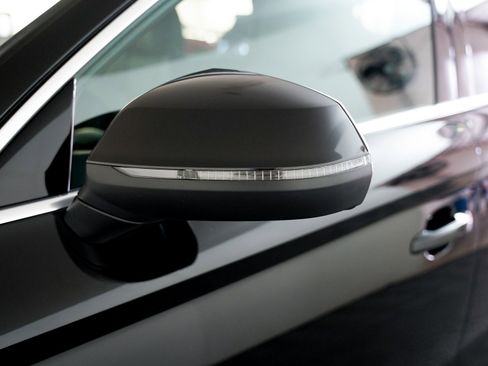 Certified 2023 Audi Q5 2.0T Premium w/ Convenience Package image 23