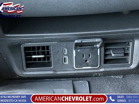 Used 2024 GMC Sierra 1500 SLT AWD/4WD image 16