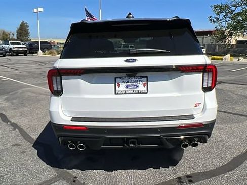 New 2026 Ford Explorer ST image 4