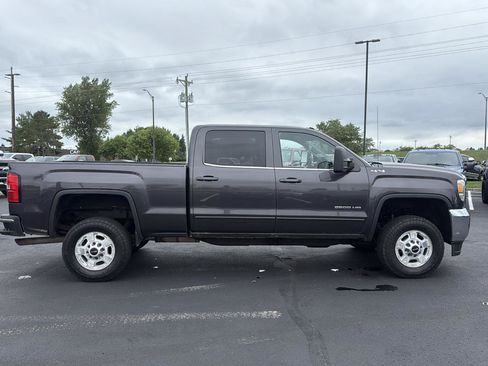 Used 2015 GMC Sierra 2500 SLE w/ SLE Preferred Package AWD/4WD image 6