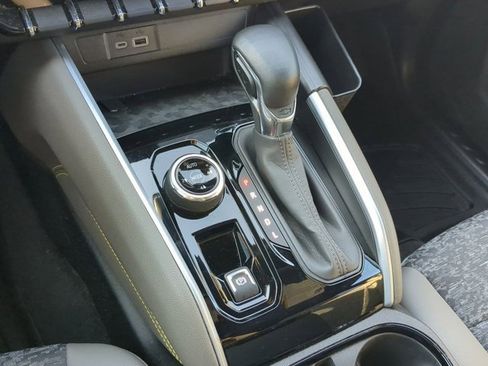 Used 2023 Chevrolet Colorado ZR2 image 20