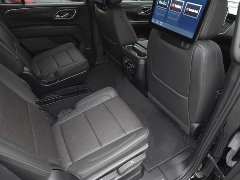 Used 2024 Chevrolet Tahoe High Country w/ Advanced Technology Package image 48