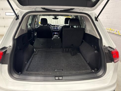 Used 2022 Volkswagen Tiguan SE AWD/4WD image 20