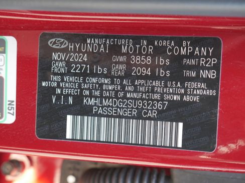 Used 2025 Hyundai Elantra Sport w/ Cargo Package image 32