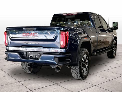 Used 2023 GMC Sierra 2500 AT4 w/ AT4 Premium Plus Package AWD/4WD image 9