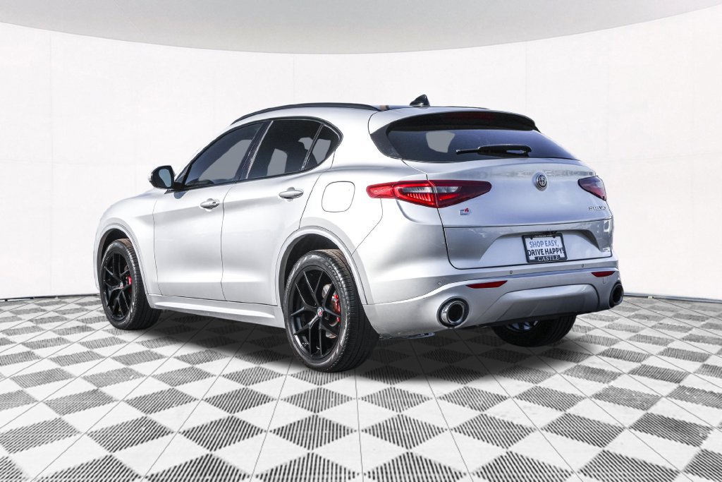 Used 2018 Alfa Romeo Stelvio Ti Sport AWD/4WD image 17